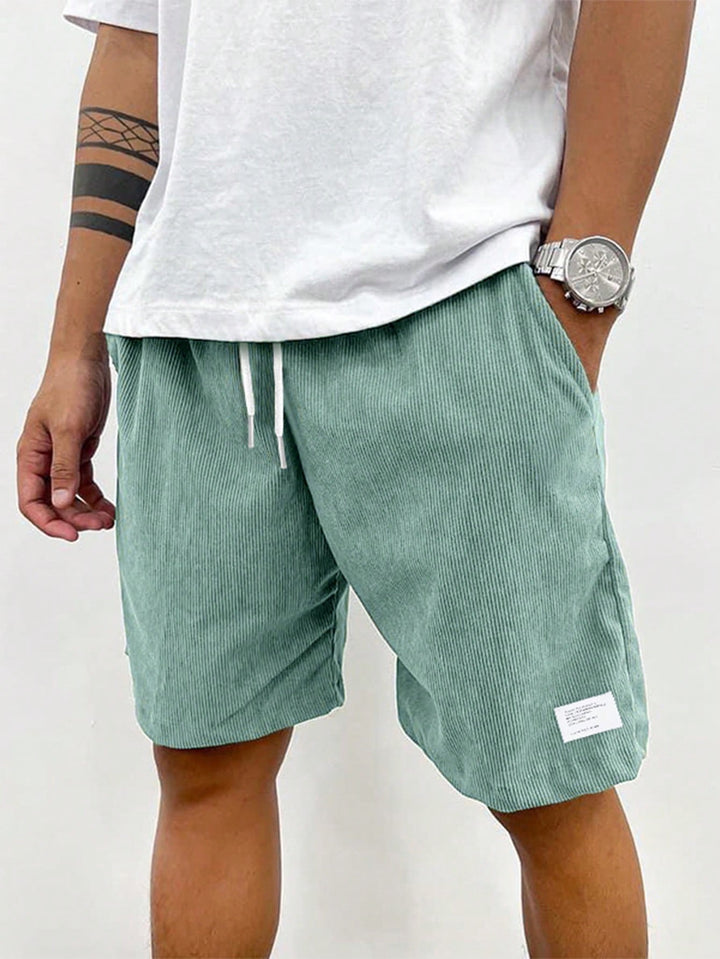 Men's drawstring shorts in Light Green
