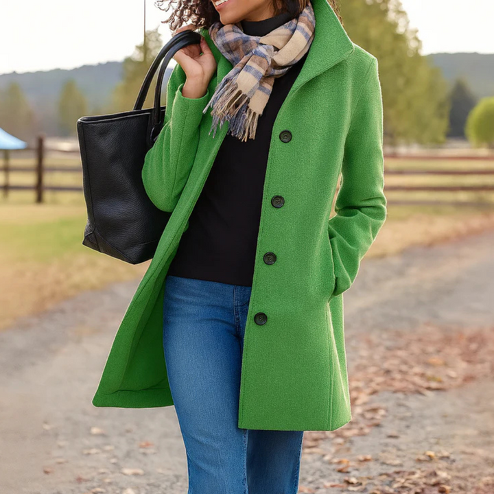 Women's Classic Buttoned Winter Coat in Green