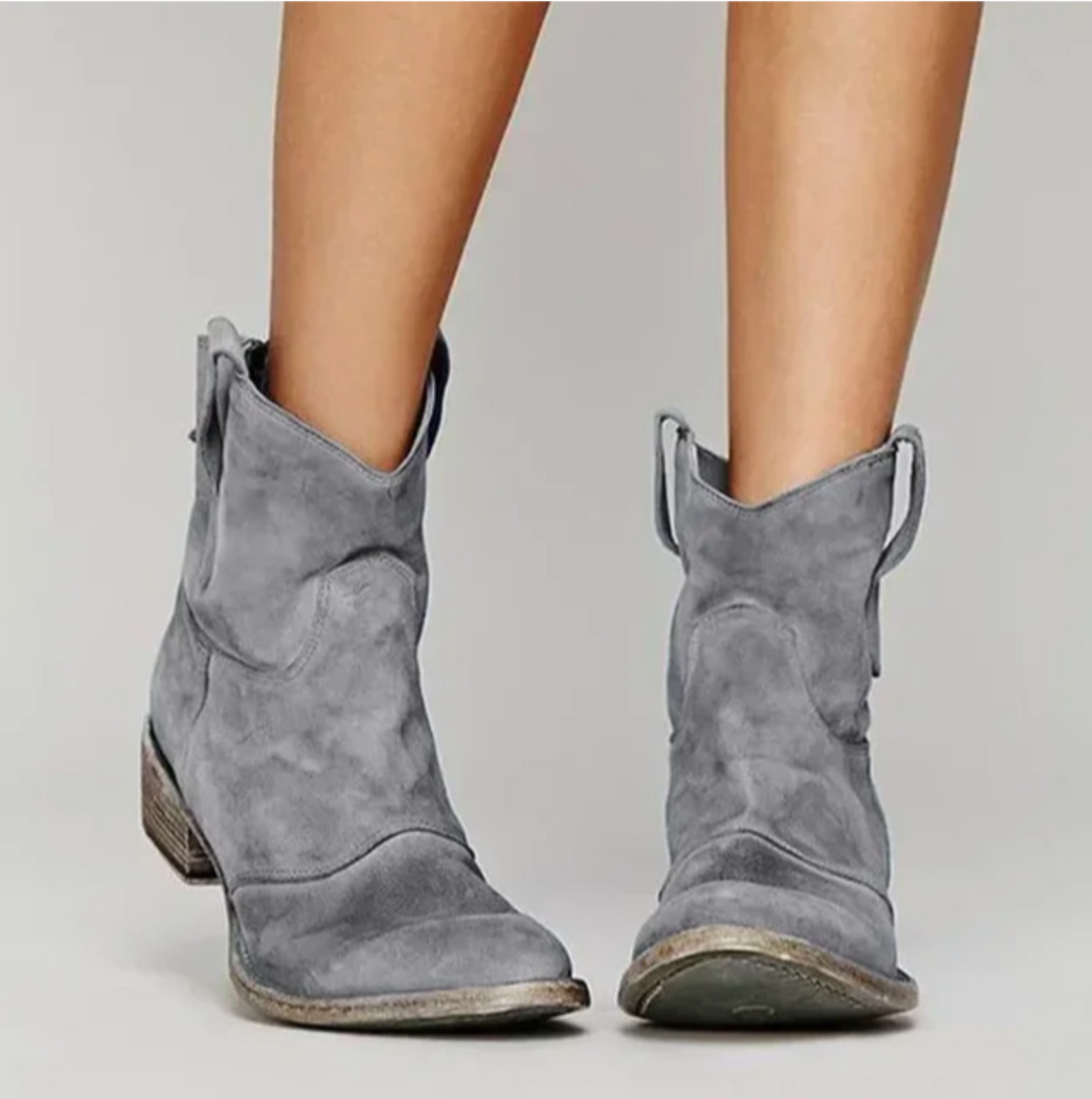Women's Suede Western Boots in Grey