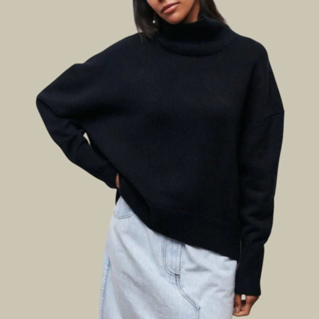 Women's loose roll-neck jumper in Black