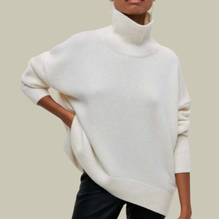 Women's loose roll-neck jumper in White