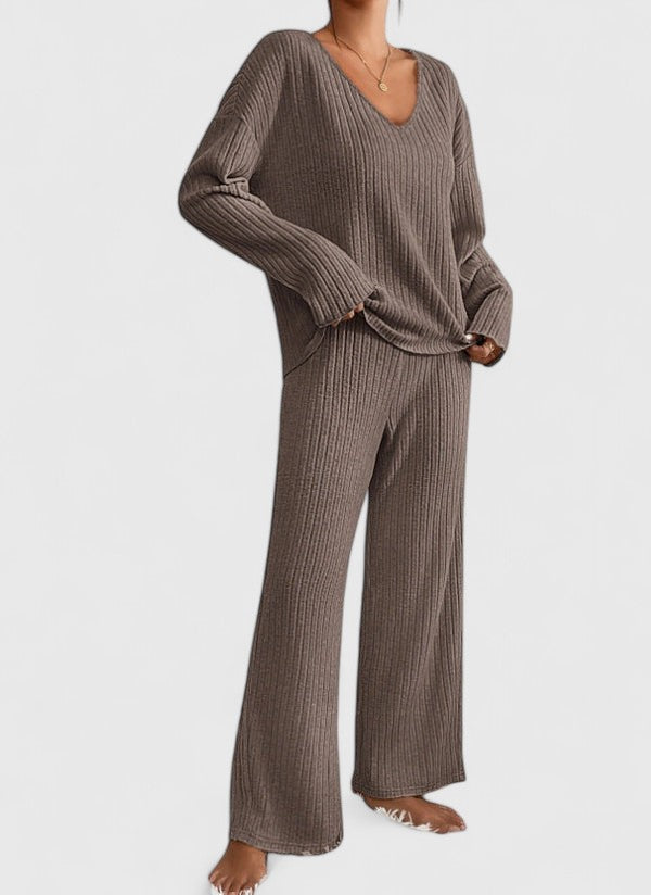 Women's Ribbed Lounge Set in Brown