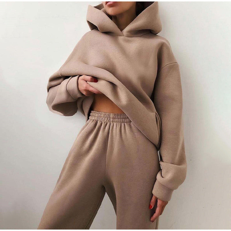 Women's Streetstyle Hoodie & Jogger Set in Khaki