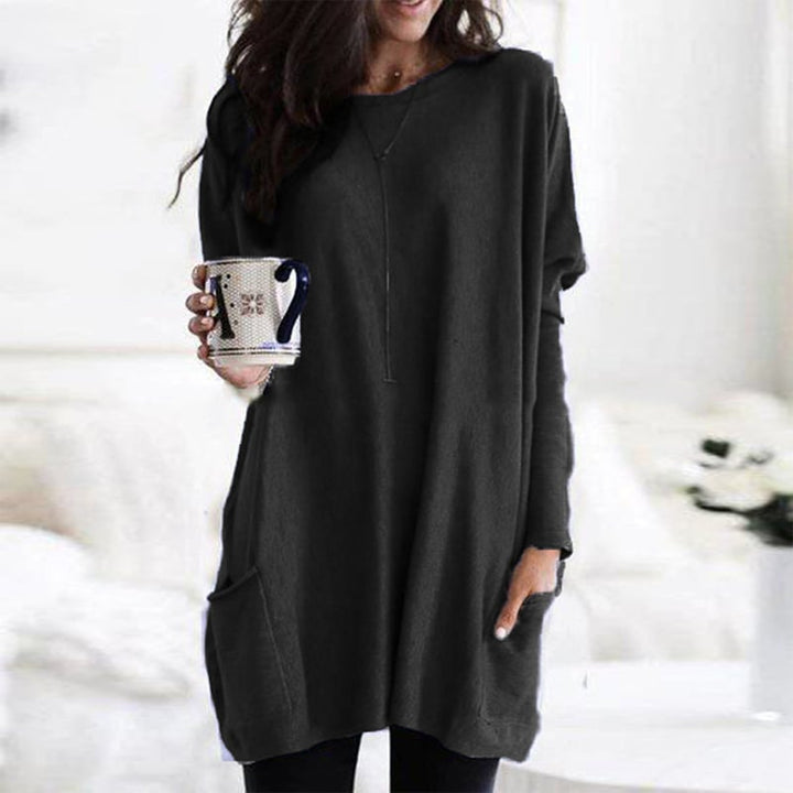 Women's Long-Line Pullover Jumper in Black
