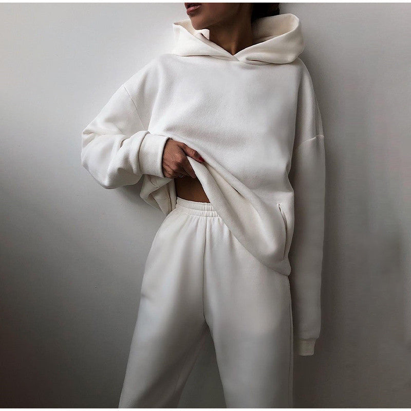 Women's Streetstyle Hoodie & Jogger Set in White